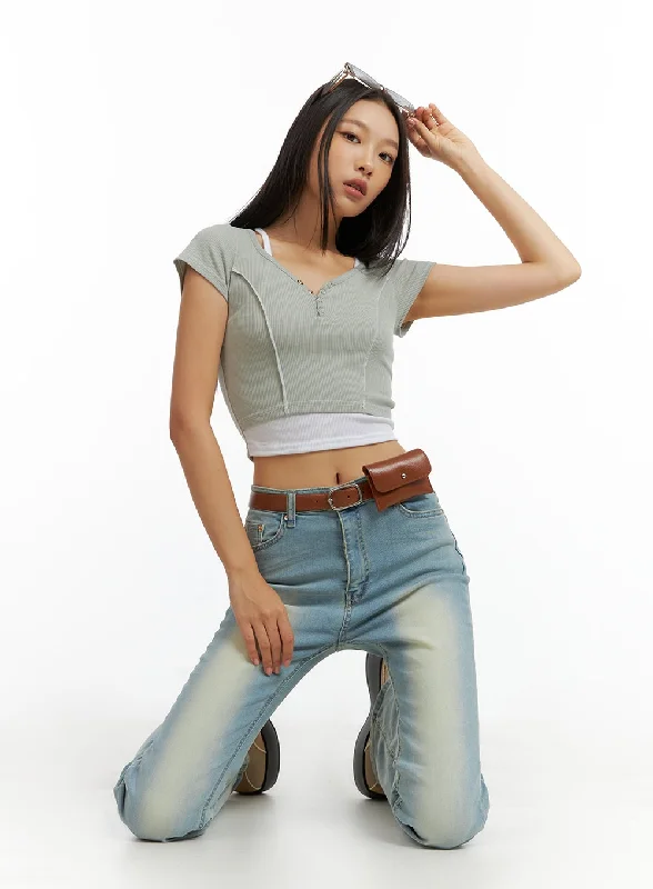 V-Neck Buttoned Crop Top IL409